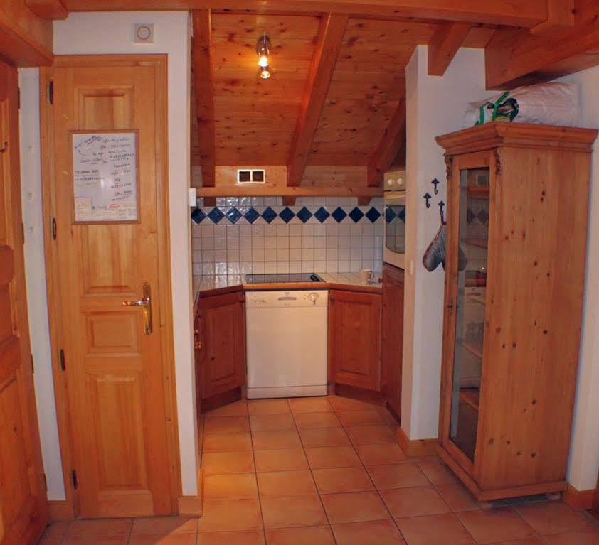 Apartment Capucin - A 3 Bedroom Chamonix Mountain Loft Exterior foto